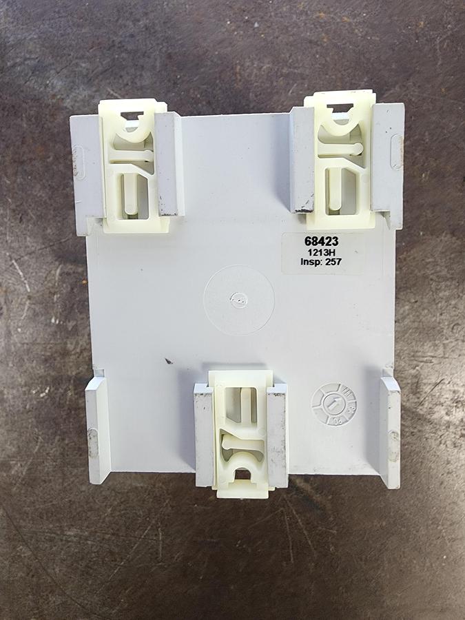 Used Banner ES-TN-14H5 Safety Module Relay