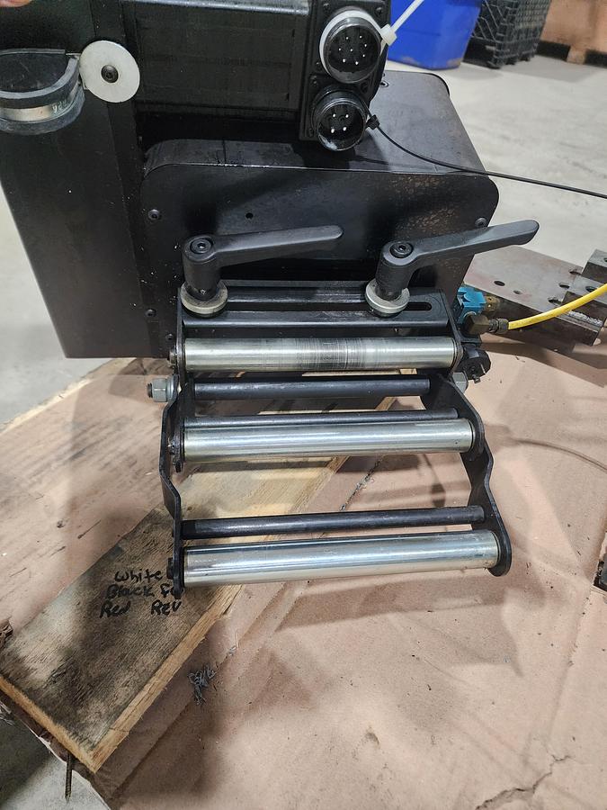 Used Rapid-Air Model:106D 6" Feeder with Control and LSP Lube Sprayer