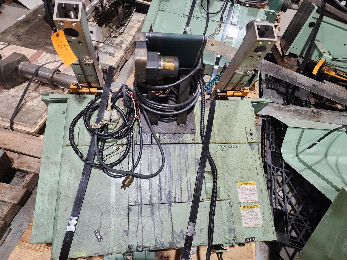 Used AIDA MODEL TCS-40-35/70 SERVO TRANSFER FEEDER