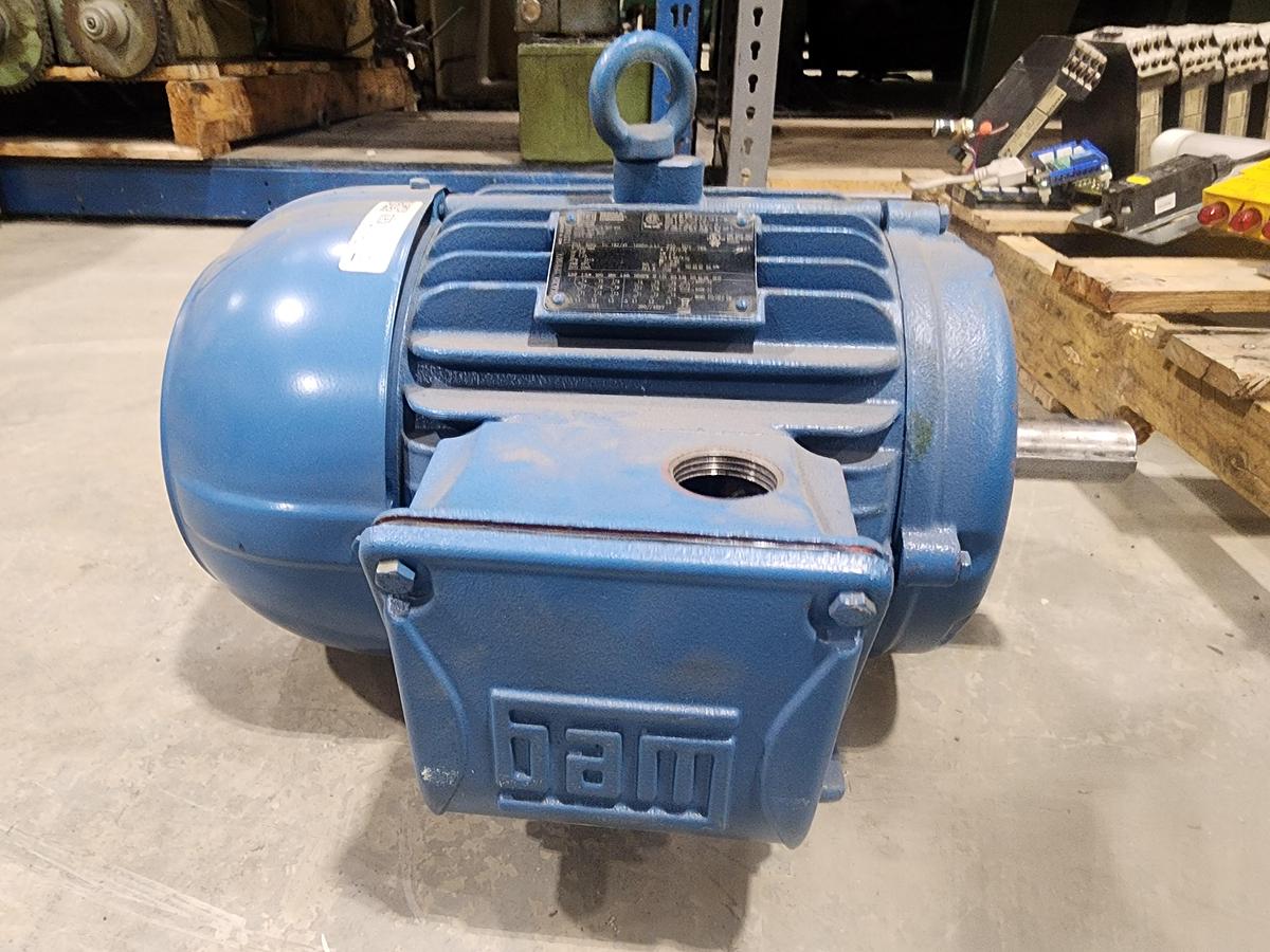 Weg W22 00336ET3E182T-W22 3515 RPM 60 Hz 2.2kw 3 HP Motor