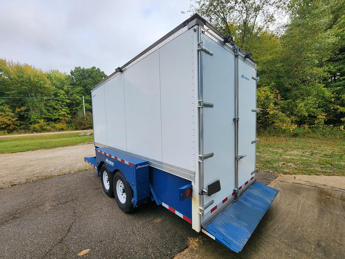 Used AIR-TOW E-16 ENCLOSED TRAILER