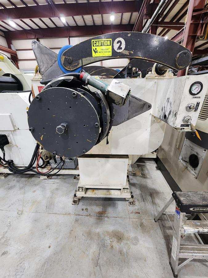 Used AIDA MODEL LFL-300R STRAIGHTENER FEEDER