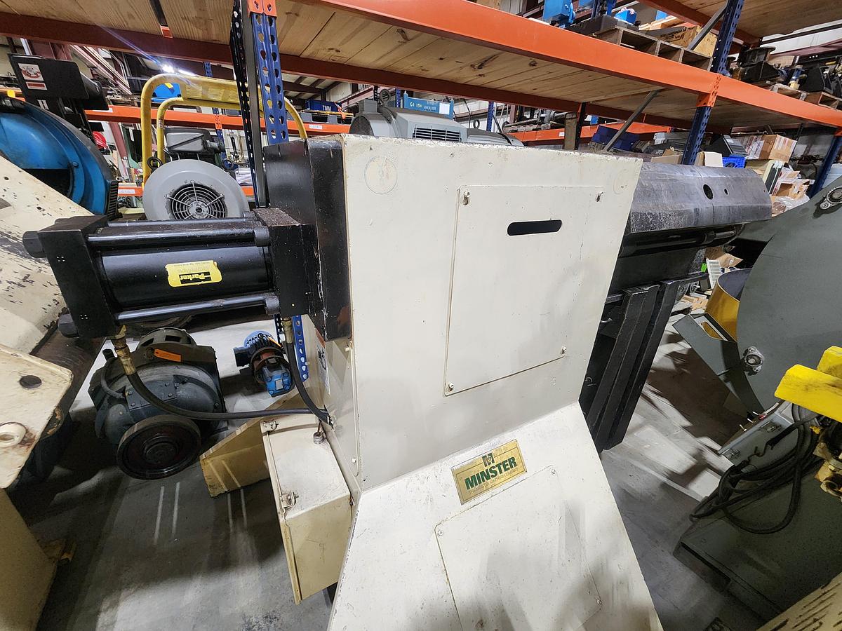 Used 20" WIDE MINSTER FEEDLINE