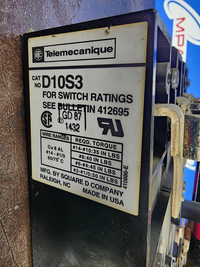 Used Telemecanique D10S3 Disconnect Switch