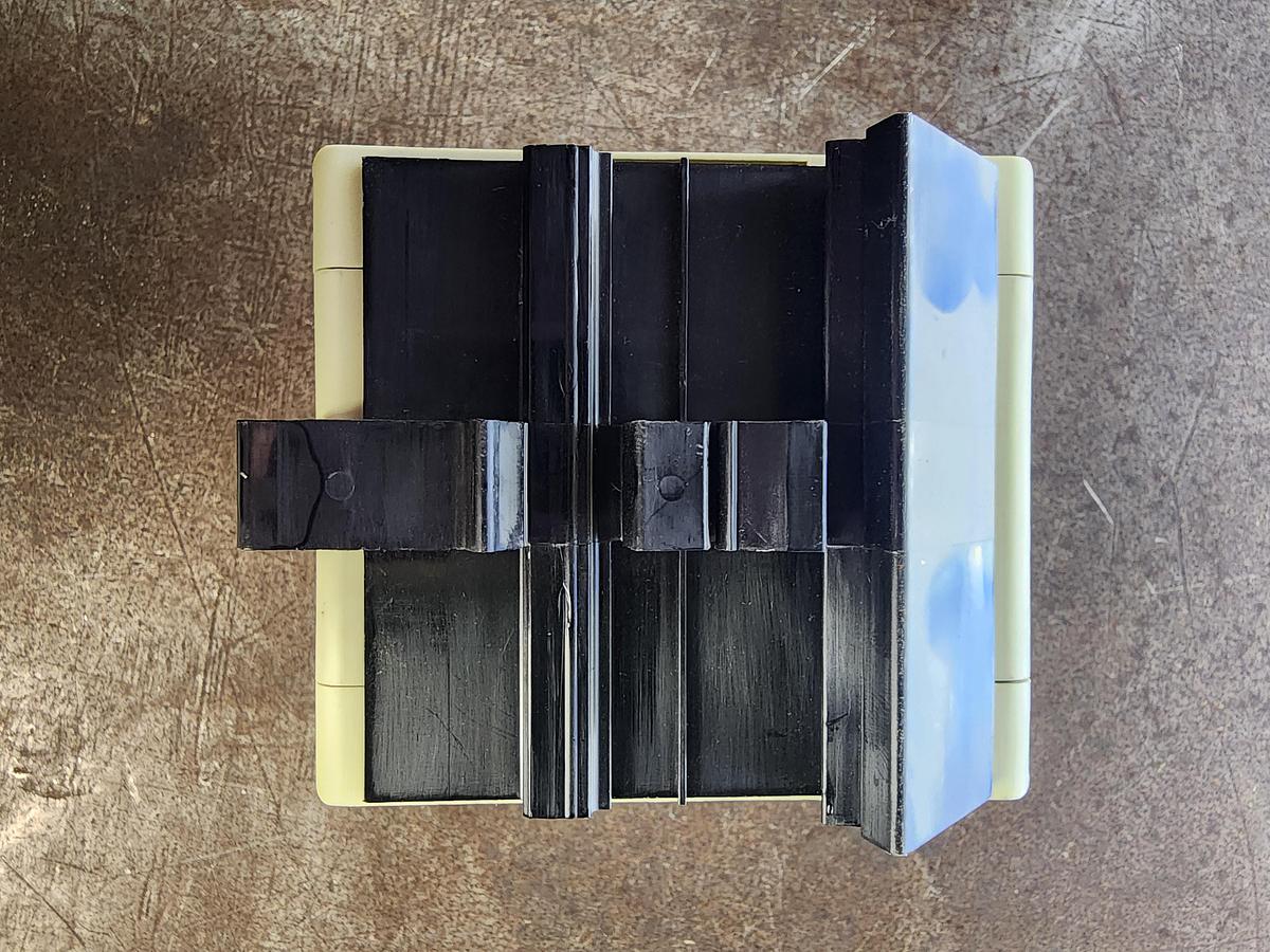 Used Telemecanique ABE6R04S13 Relay Interface