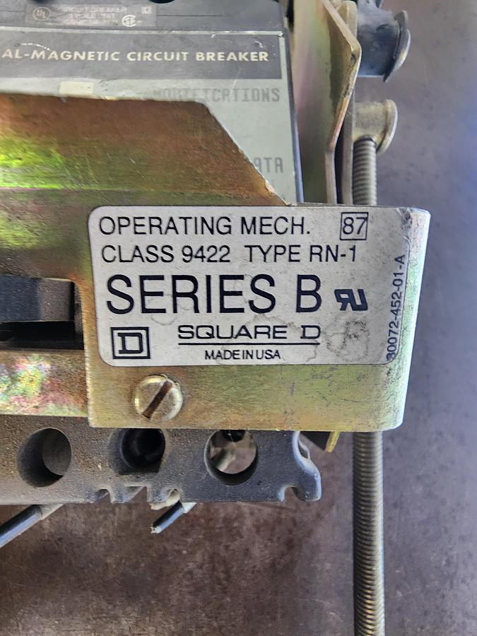 Used Square D FAL36030 30 AMP Circuit Breaker / 9422 RN-1 Operating Mech.
