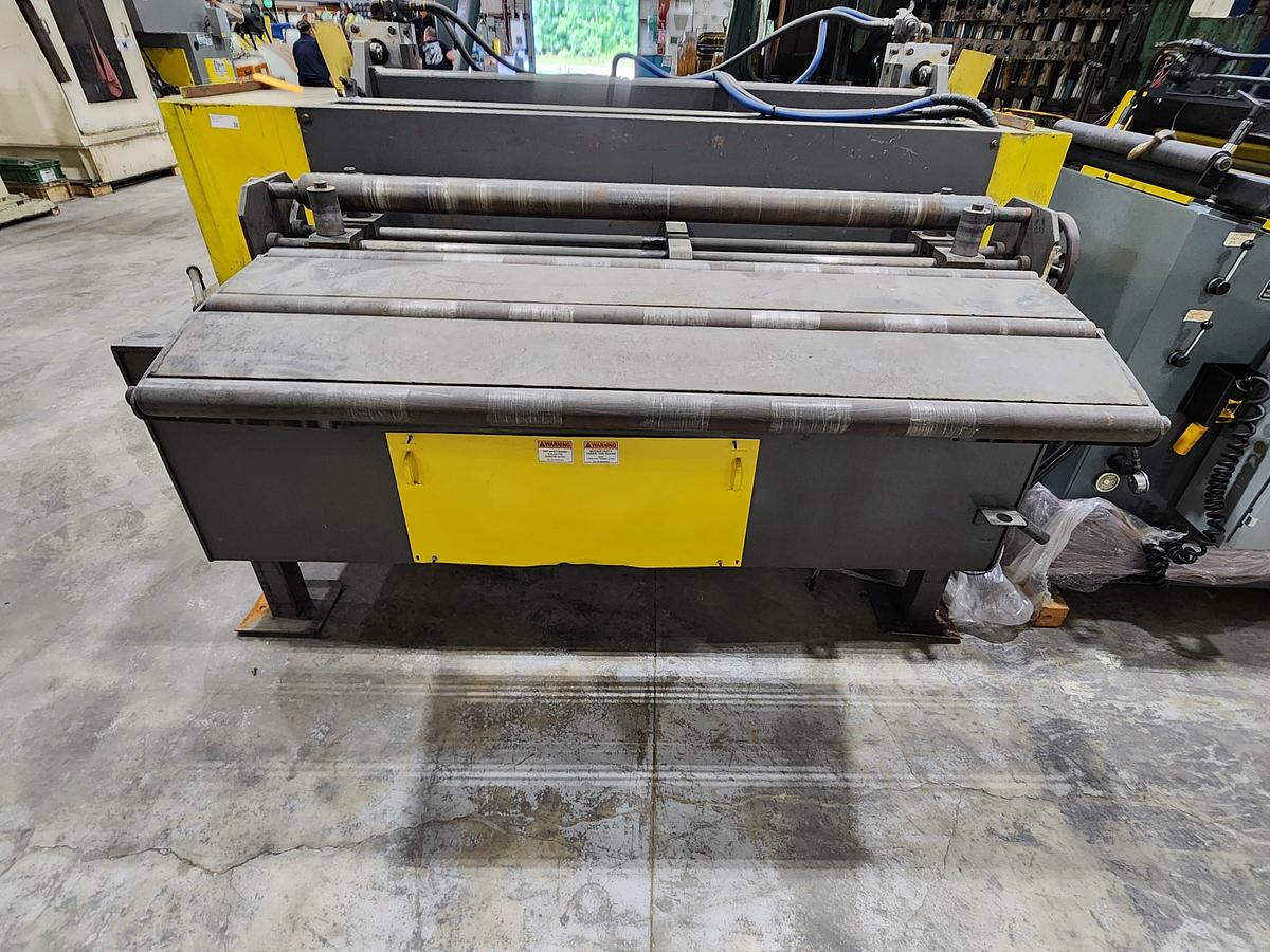 Used 60" WIDE COE FEEDER