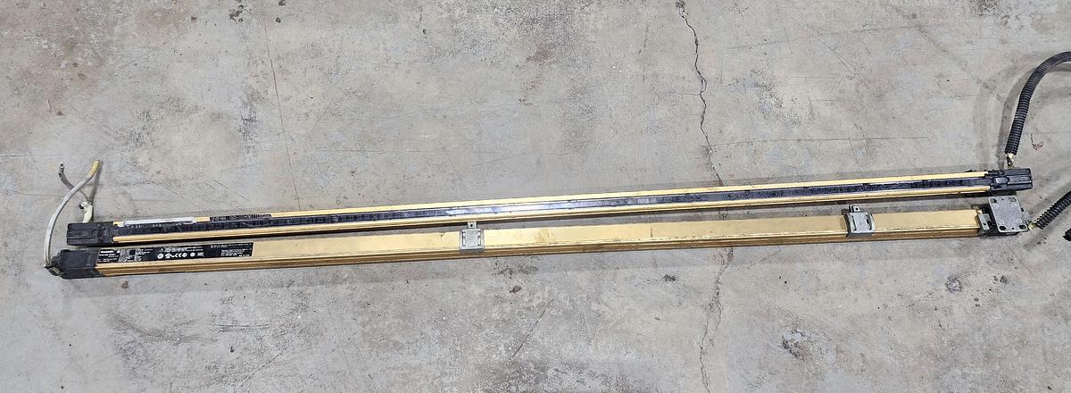 Used Panasonic SF4B-H64 D<V2> / Light Curtains off 300 TON KOMATSU L2M300-3BM