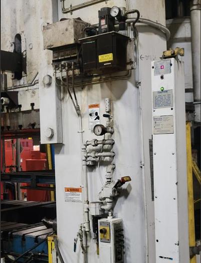 Used 1,000 TON MINSTER E2-1000-144 X 60 STRAIGHT SIDE PRESS