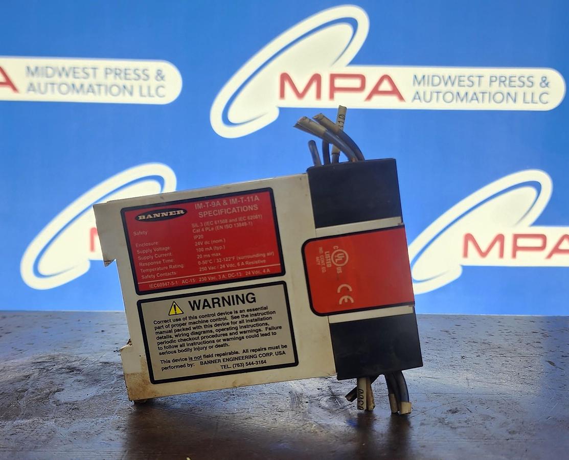 Used Banner IM-T-11A Safety Module Relay