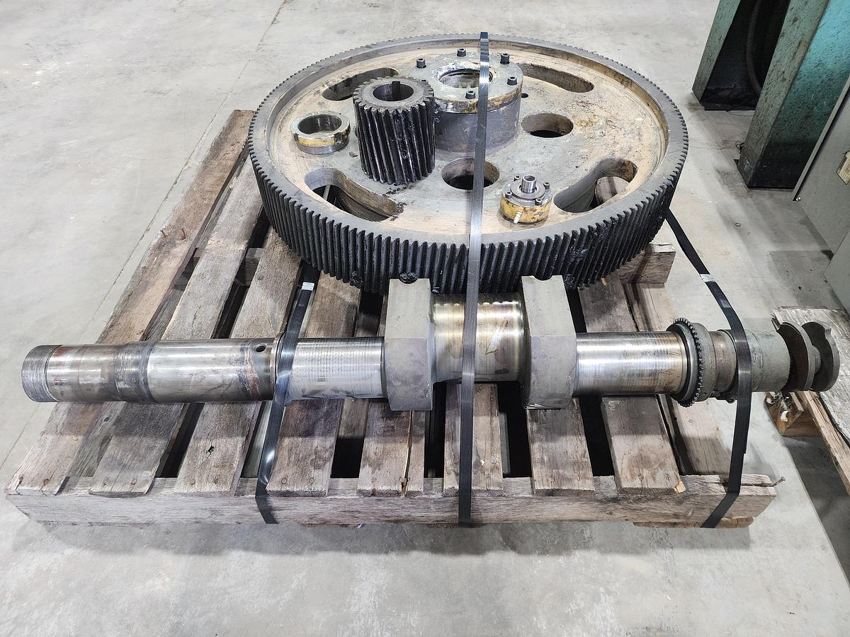 Used Minster 6 Crankshaft / Gear Assembly