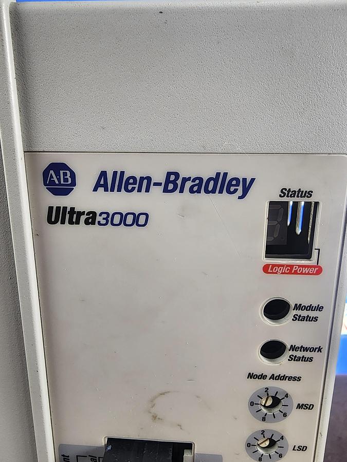 Used Allen-Bradley 2098-DSD-HV220-SE Ultra 3000 3 PH 50-60 Hz 230/460 VAC