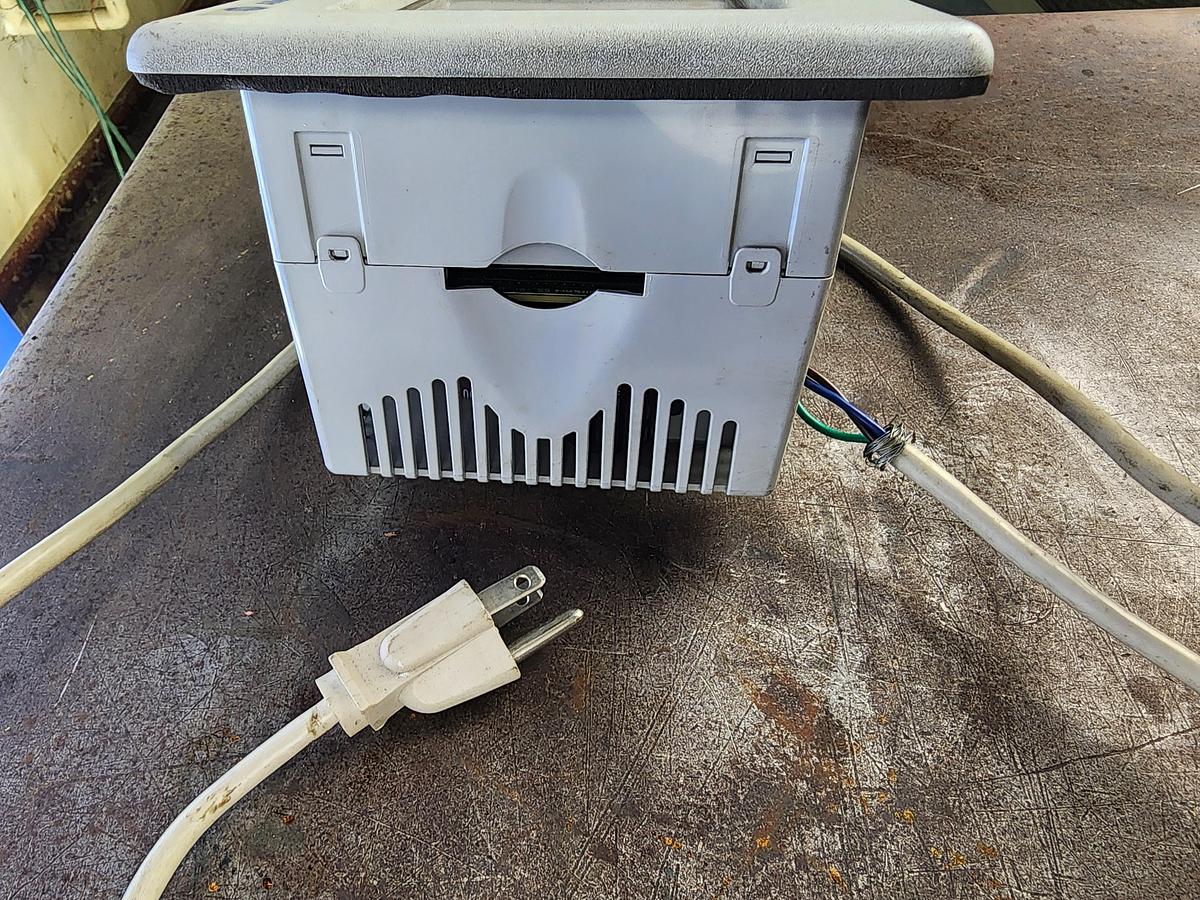 Used Allen-Bradley 2711P-T6C20A Panelview Plus 600