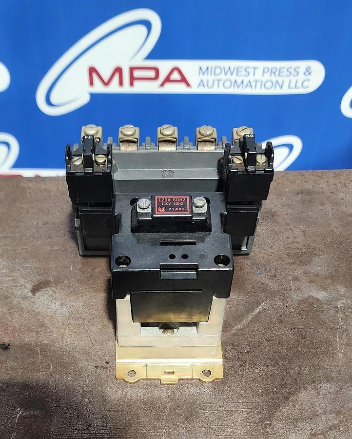 Used Allen-Bradley 702-BOD94 Size 1 Contactor 702-B0D94 