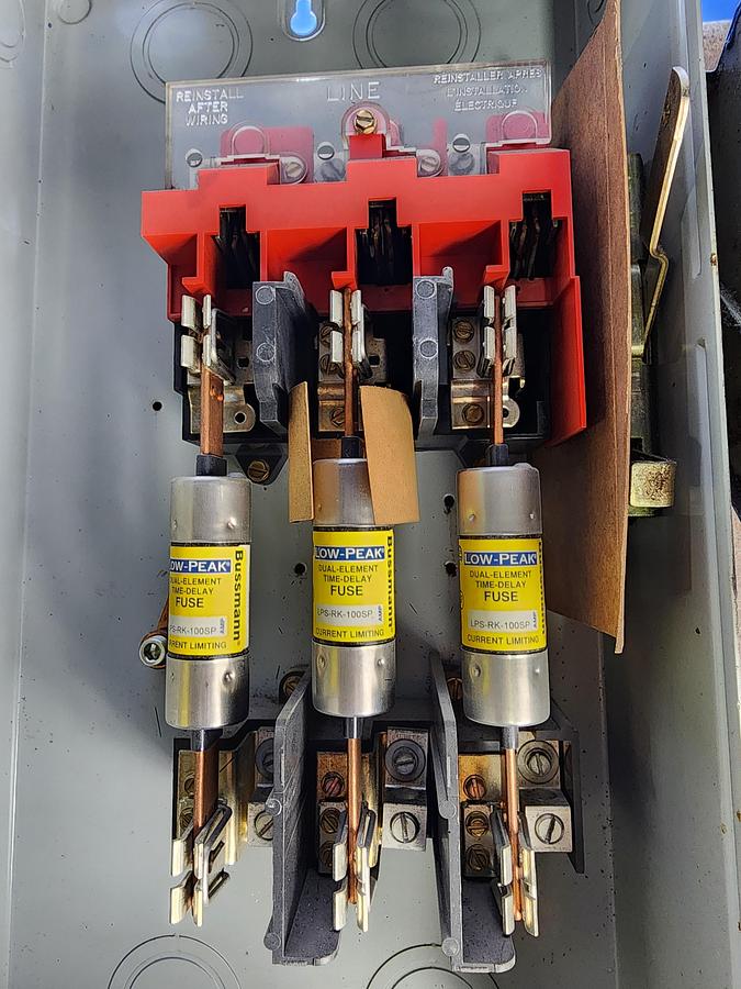 Used Cutler-Hammer DH363FGK Heavy Duty Safety Switch / Disconnect