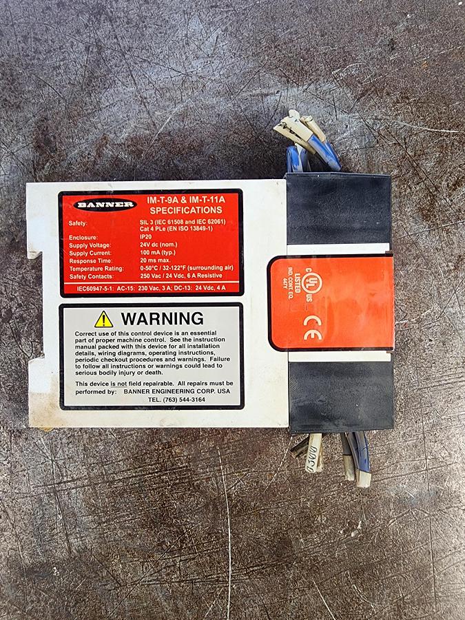 Used Banner IM-T-11A Safety Module Relay