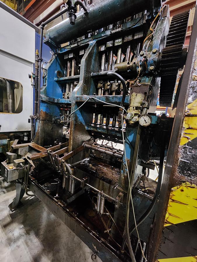 Used WATERBURY FARREL MODEL 15-8 EYELET & TRANSFER PRESS