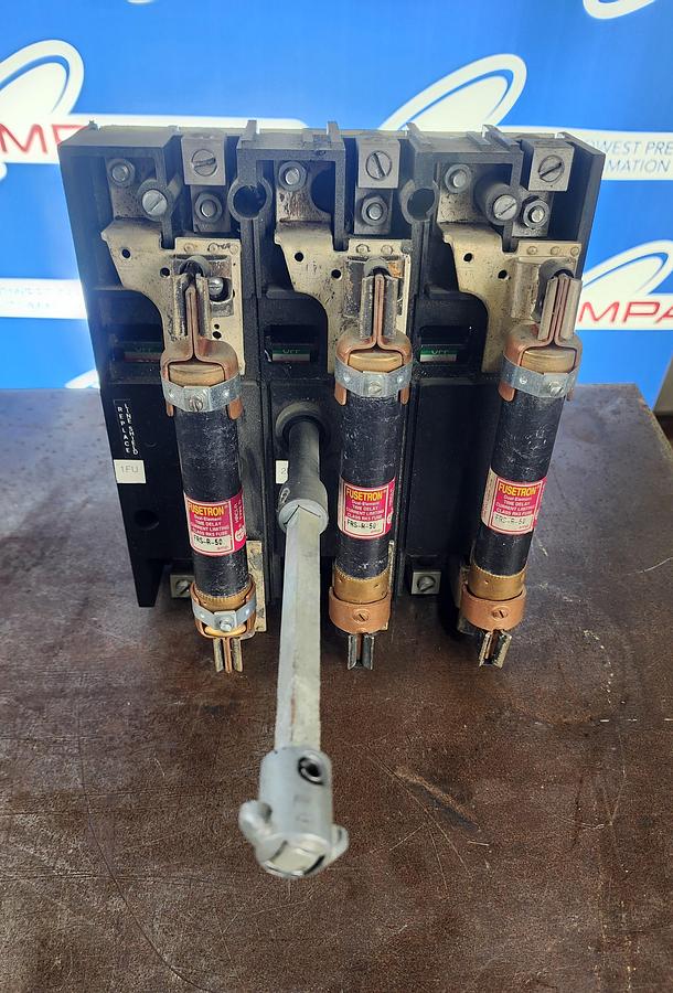 Used Telemecanique D10S3 Disconnect Switch