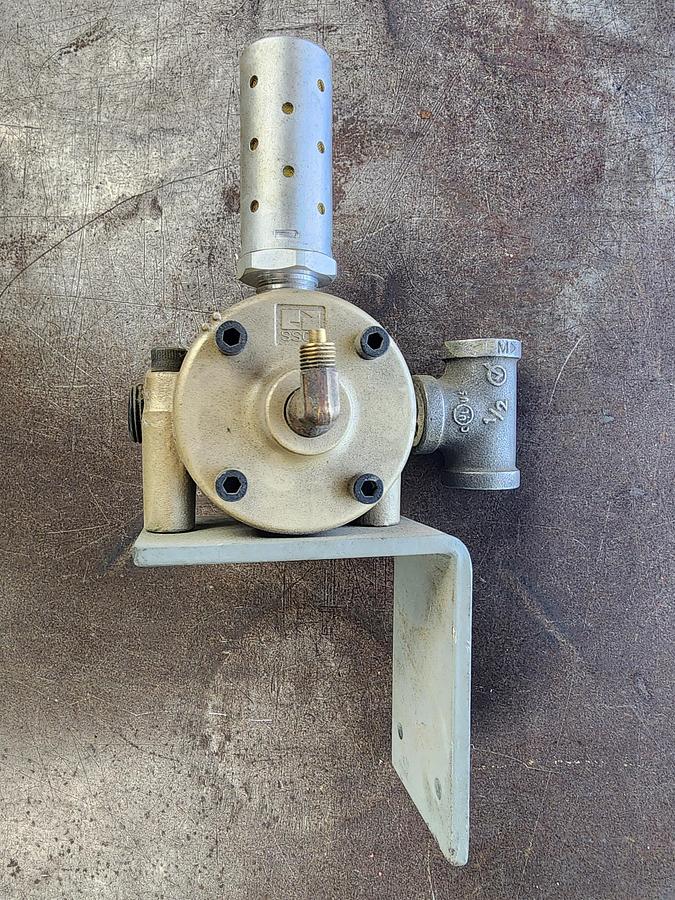 Used Ross 2753A4011 1-10 Bar Poppet Valve