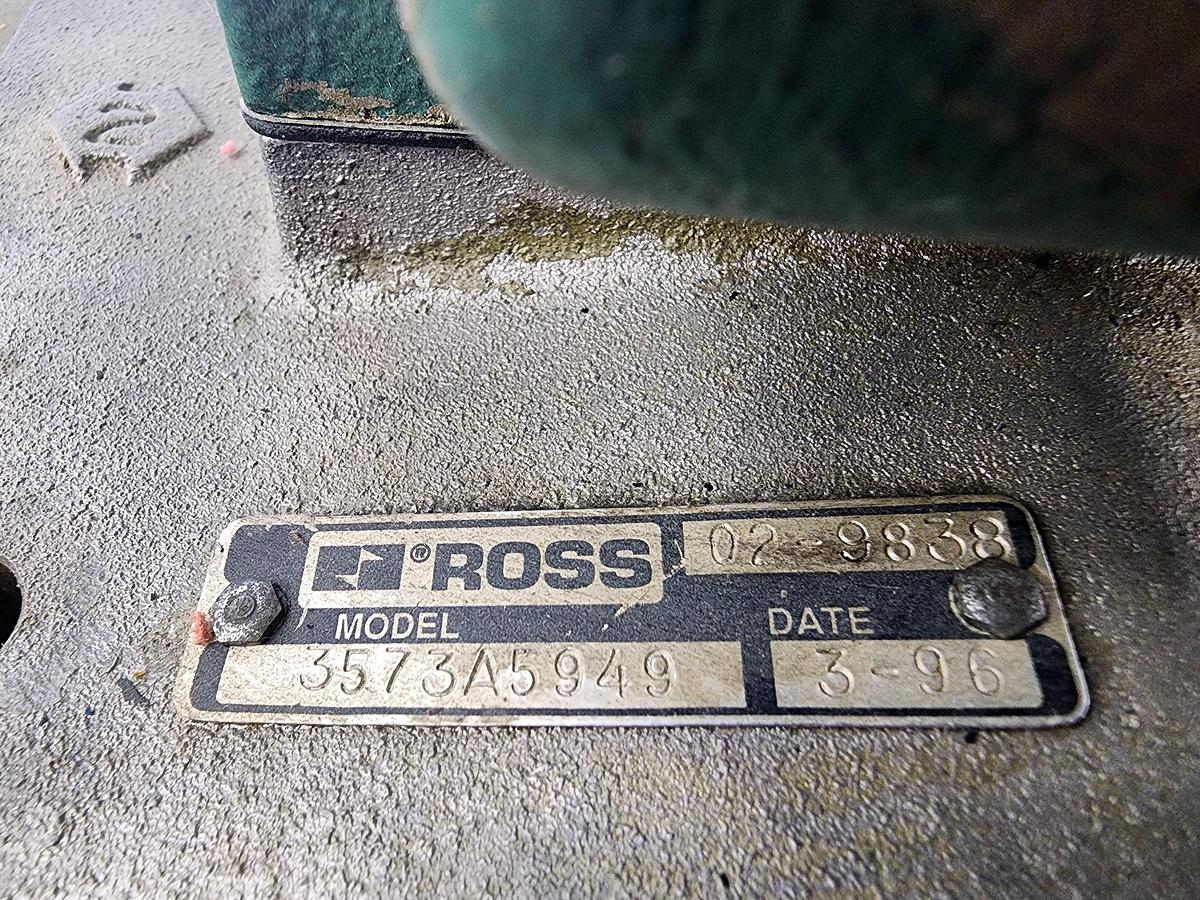 Used Ross Controls 3573A5949 / 250-0241 Solenoid Valve