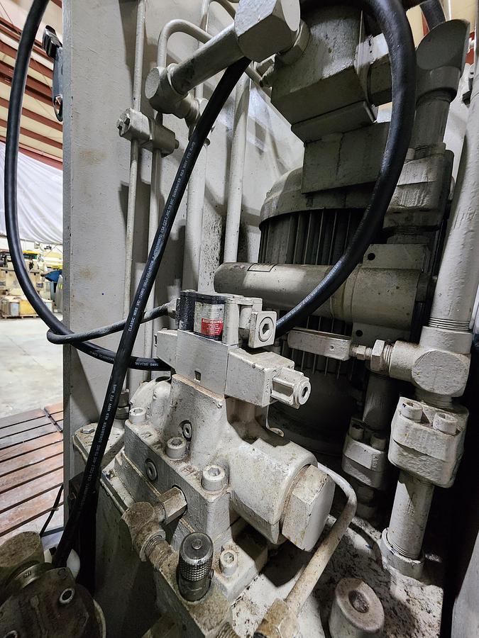 Used 1990 25 TON NEFF HYDRAULIC PRESS