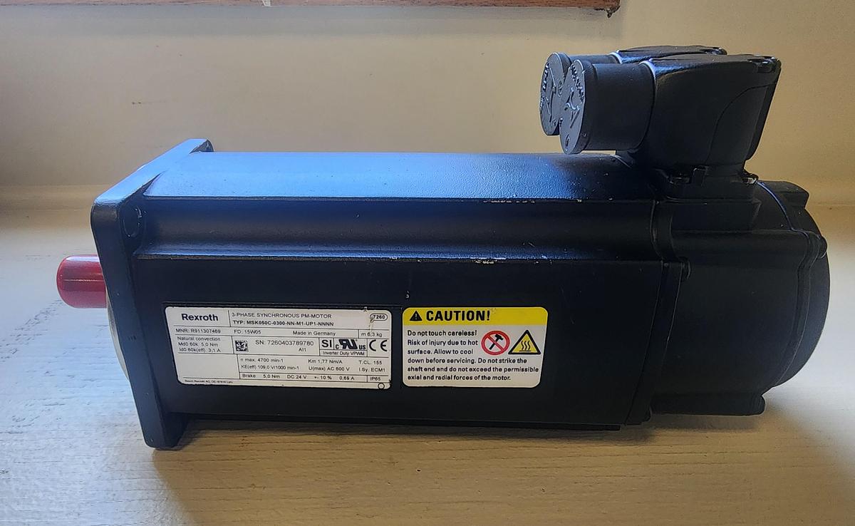 Rexroth MNR: R911307469 / MSK050C-0300-NN-M1-UP1-NNNN Servo Motor