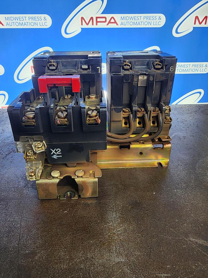 Used Square D 8736SC08 Nema size 1 Reversing Starter Class 8736 Type SC0 8