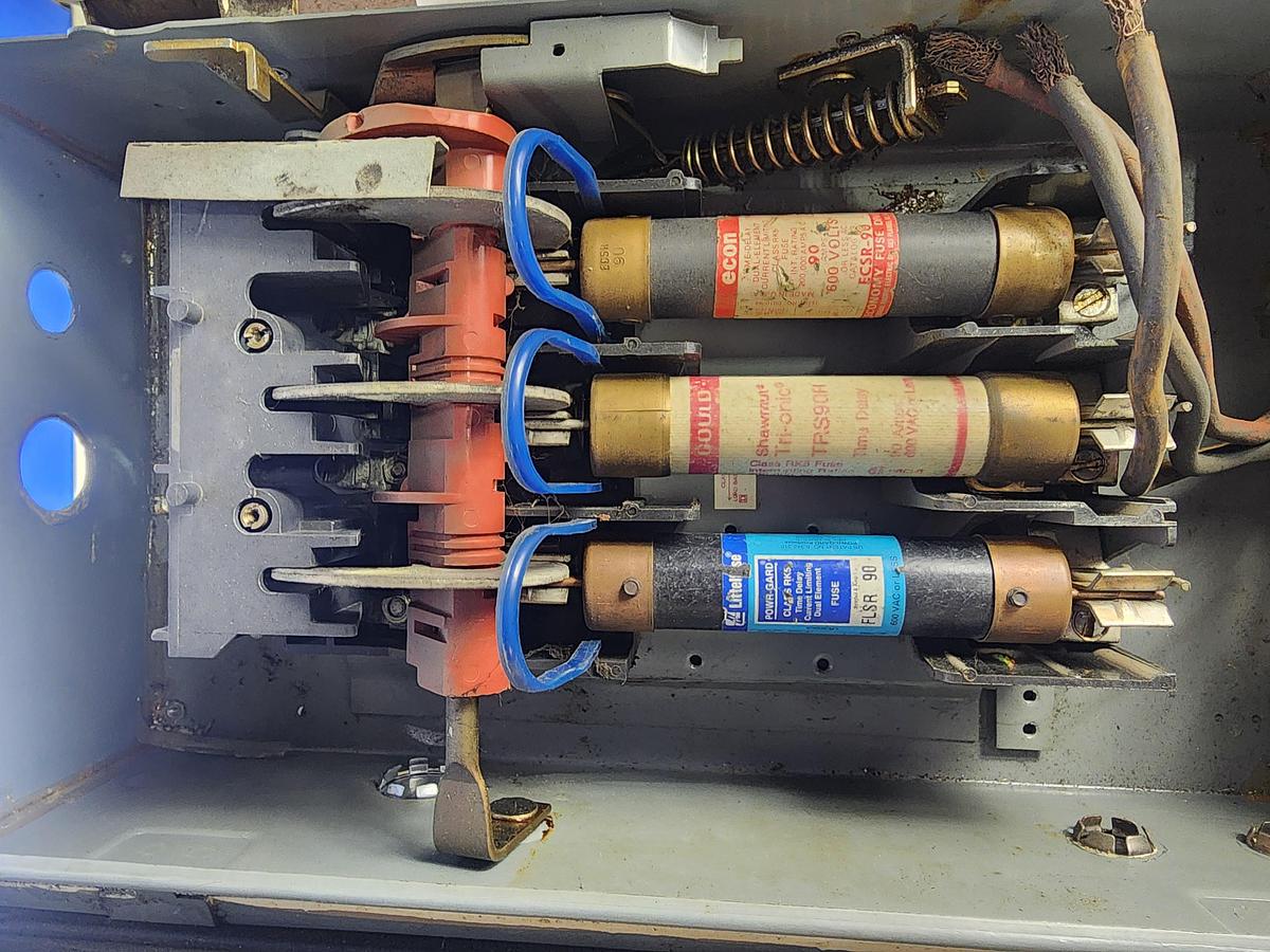 Used Square D H-363AWK 100 Amp 600 V Safety Switch / Disconnect