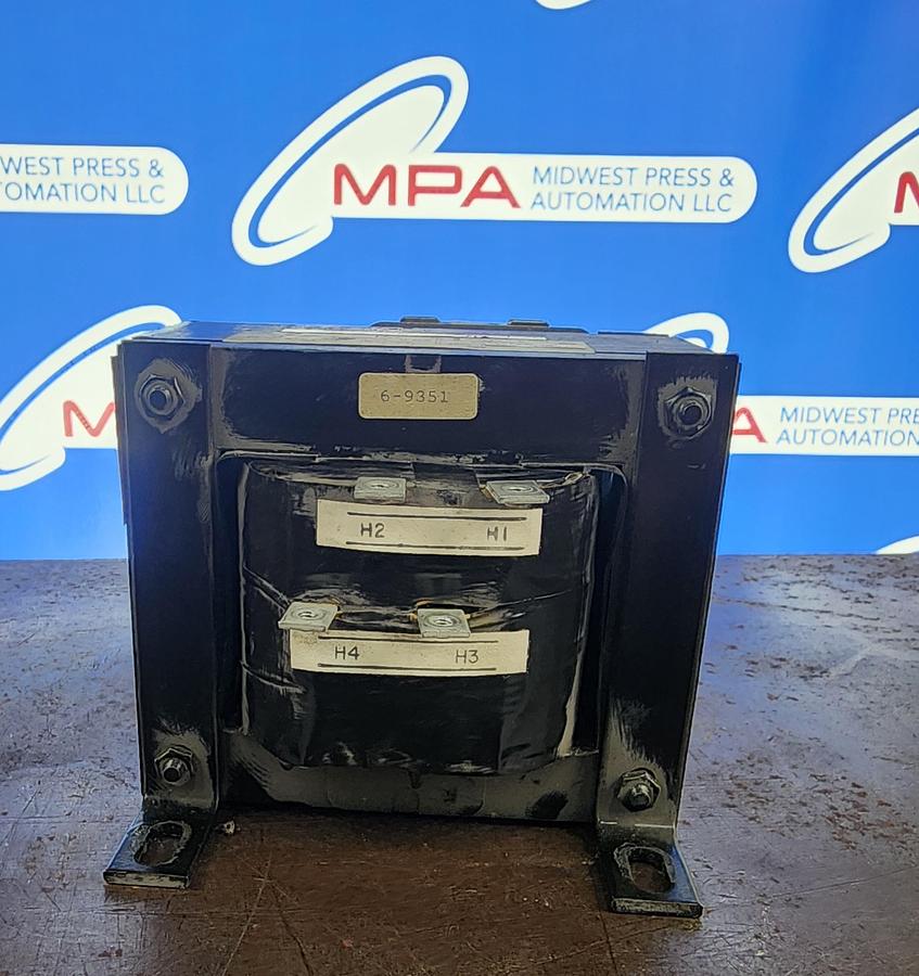Used Allen-Bradley X-211293 .500 KVA 220/440 240/480 Transformer