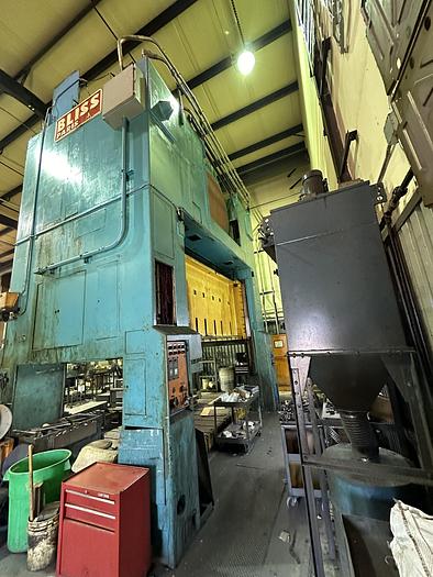 Used 660 TON BLISS STRAIGHT SIDE DOUBLE CRANK 4-POINT PRESS