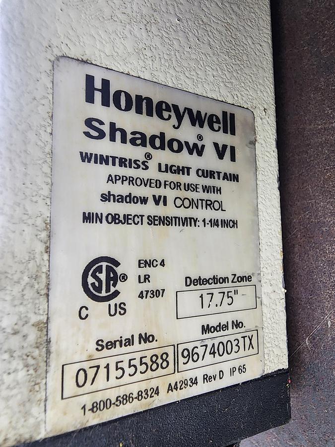 Used Wintriss 9674003 17.75" Shadow VI Rx and Tx Light Curtain Set