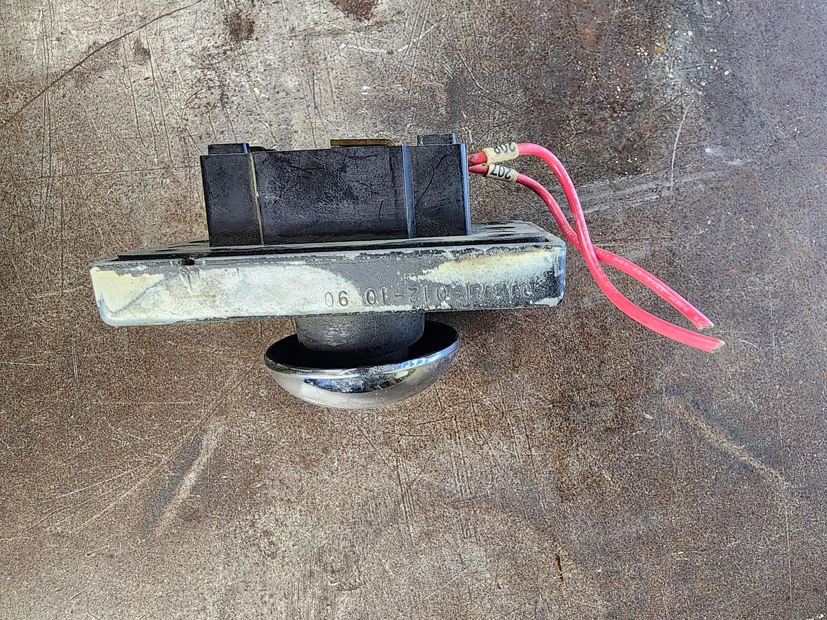 Used REES 347 S Heavy Duty Palm Push Button