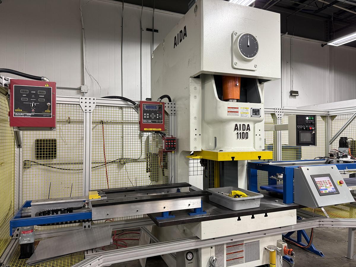 Used 121 TON AIDA MODEL NC1-1100(2) GAP FRAME PRESS