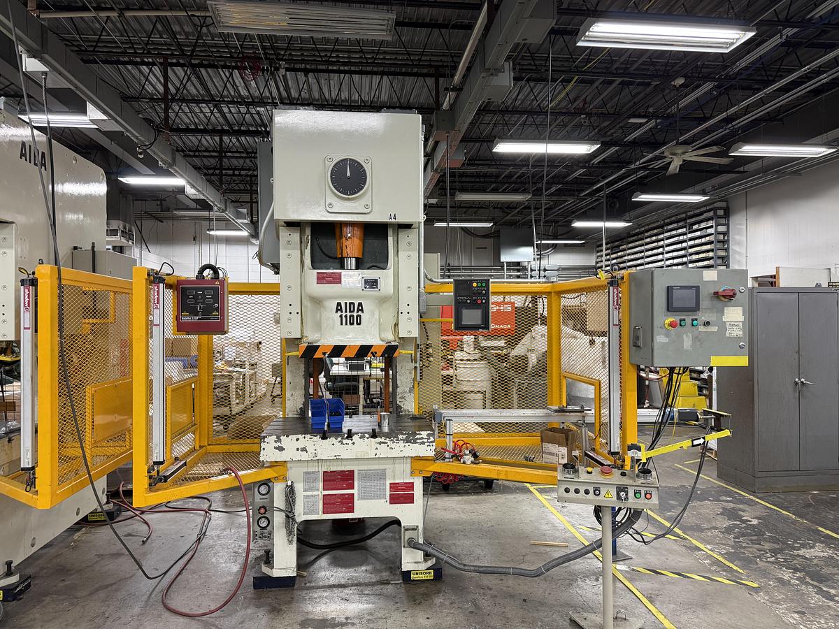 Used 121 TON AIDA MODEL NC1-1100(2) GAP FRAME PRESS
