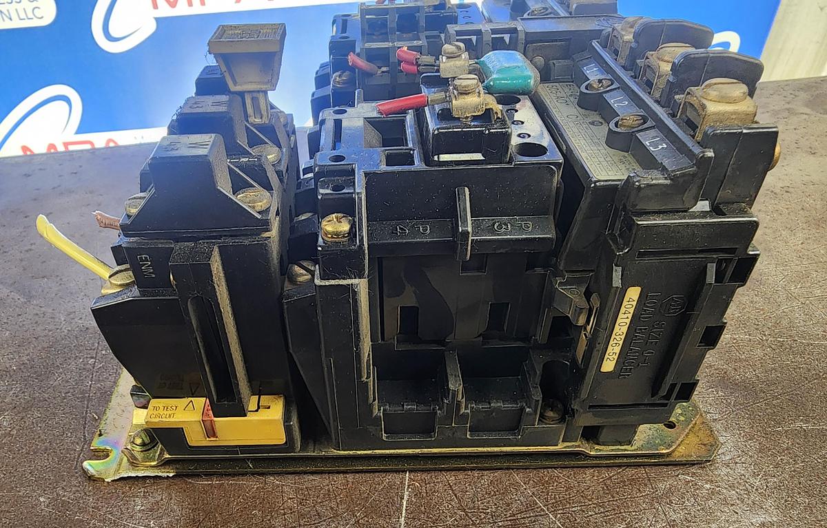 Used Allen-Bradley 505-AO* Size 0 Reversing Starter