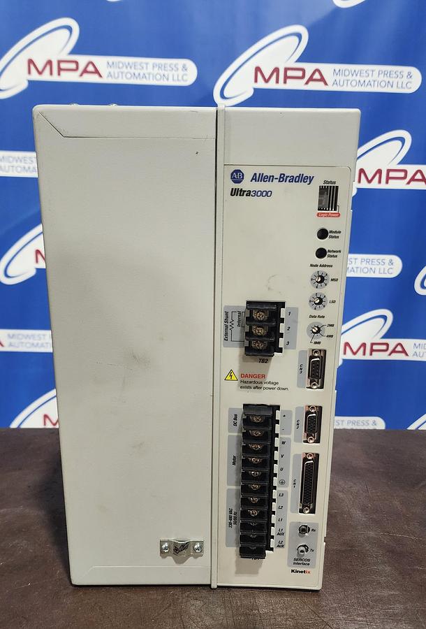 Used Allen-Bradley 2098-DSD-HV220-SE Ultra 3000 3 PH 50-60 Hz 230/460 VAC