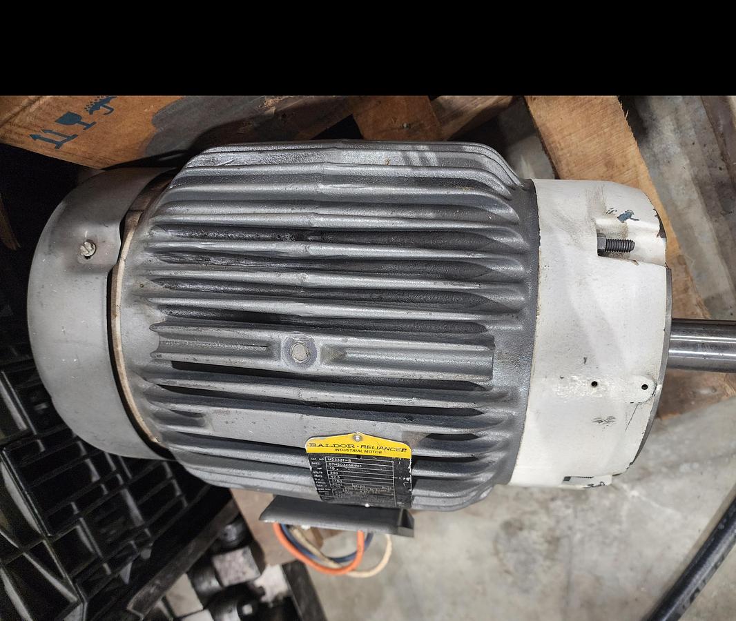 Used Baldor Reliance M2333T-8 / 07H203X684H1 200 V 1760 RPM Frame: 254T 15 HP Motor