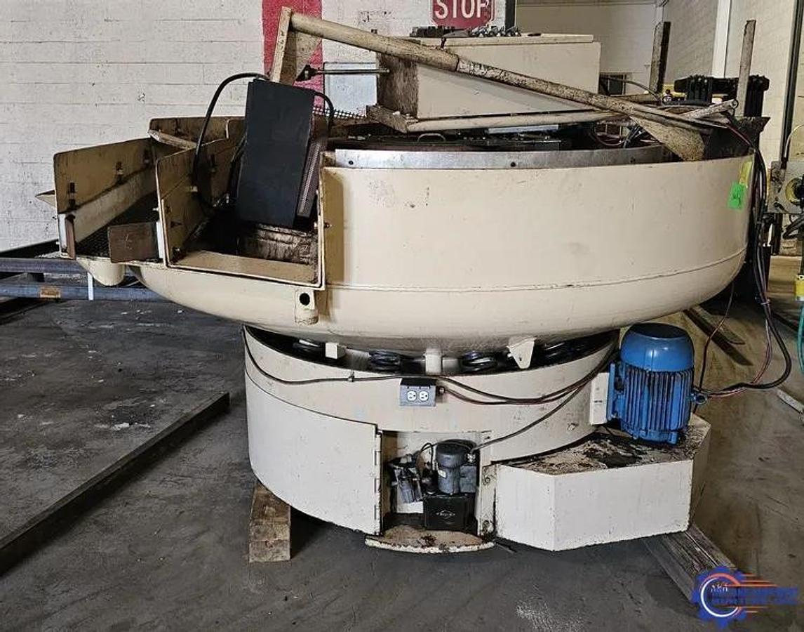 Used ROTO FINISH MODEL HRC-17 VIBRATORY FINISHING MACHINE