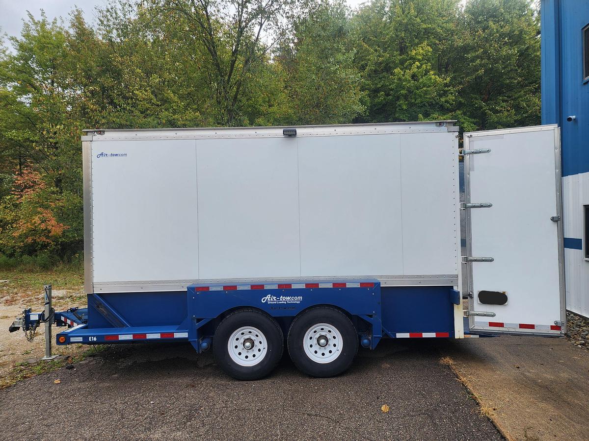 Used AIR-TOW E-16 ENCLOSED TRAILER