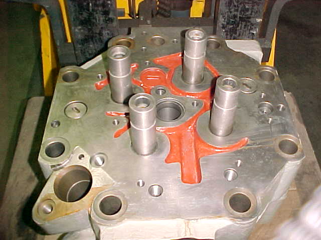 Used 2006/2007 CYLINDER HEADS MAK 453C