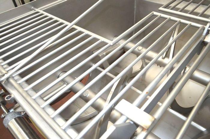 Used 95 CU. FT. / 3,000 LBS. MTC TWIN SHAFT RIBBON BLENDER - S/S