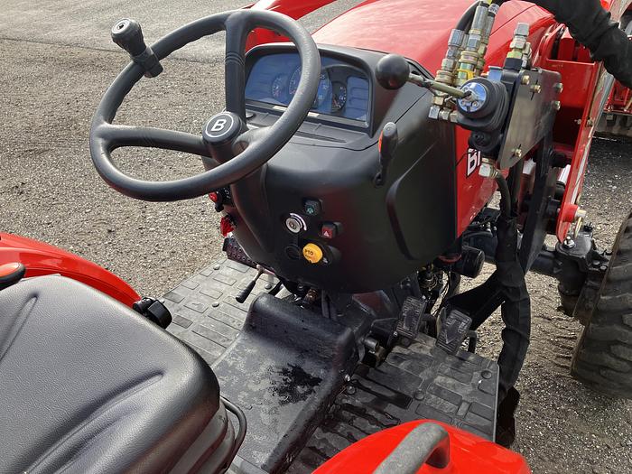 Used BRANSON 2515H TRACTOR