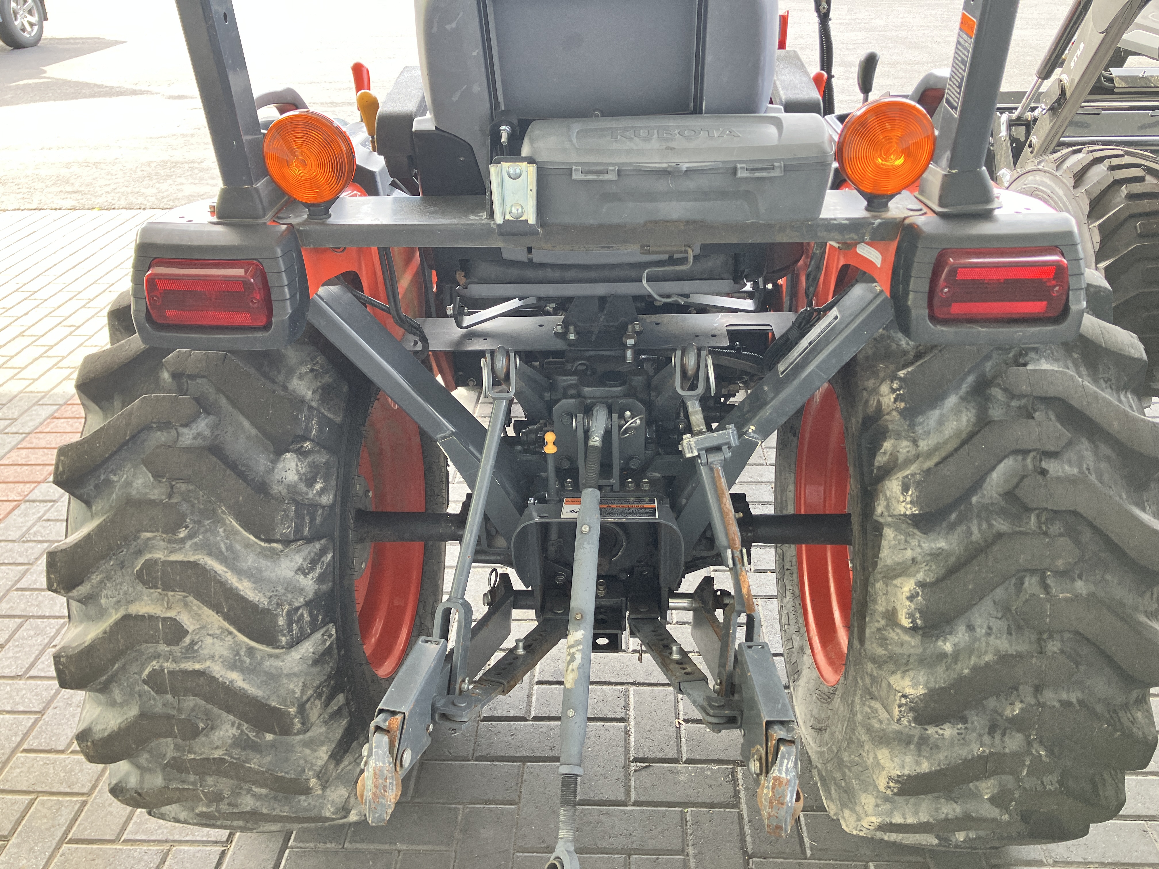 Used KUBOTA LX2610 HST