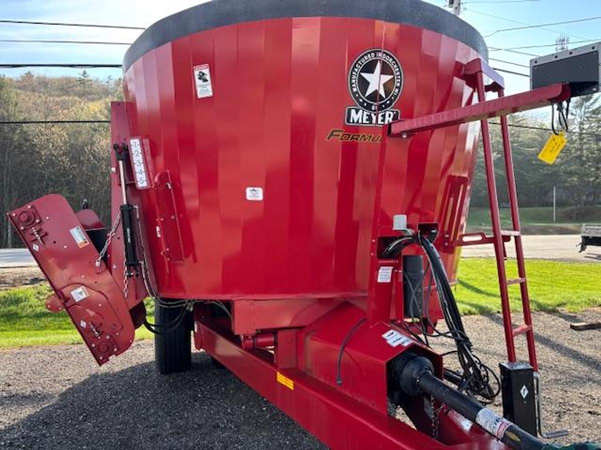 2024 Meyer F815 Vertical Mixer
