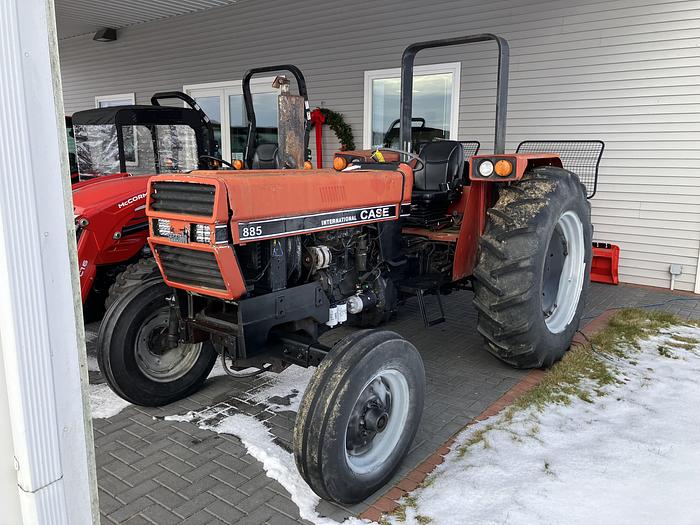 Used CASE IH 885