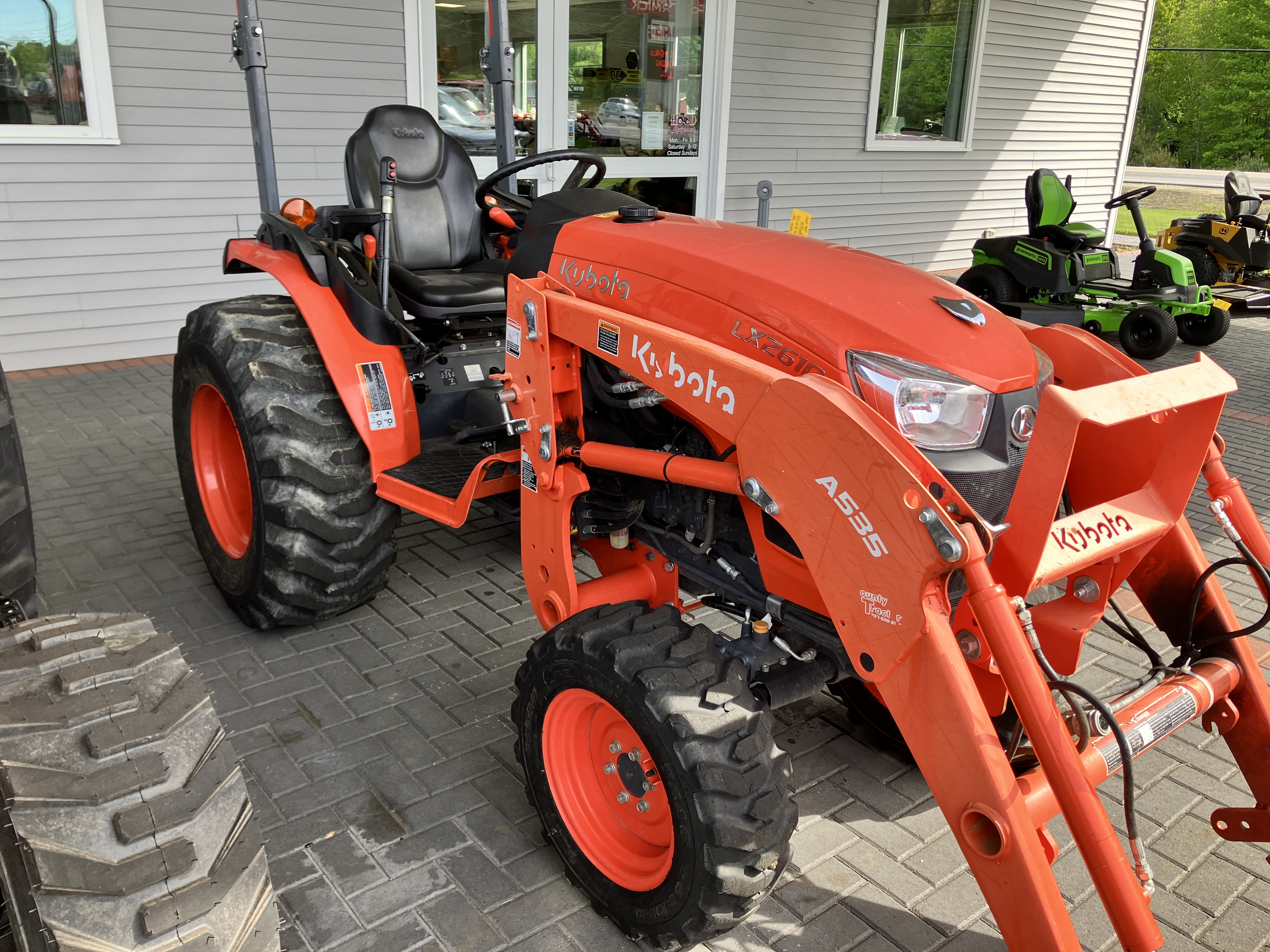 Used KUBOTA LX2610 HST