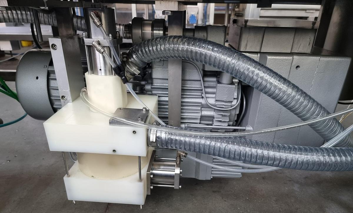 Used MULTIVAC R 530 MC