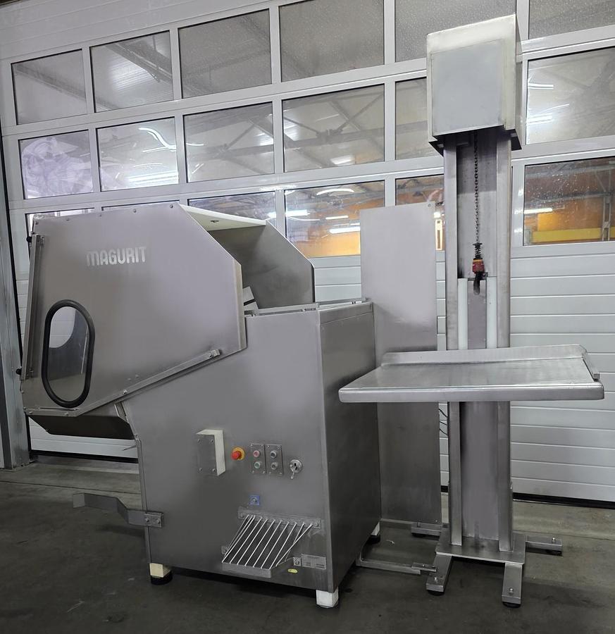 Used MAGURIT FROMAT 074