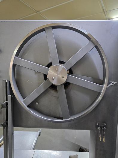 Used MAI CUTTING MACHINES