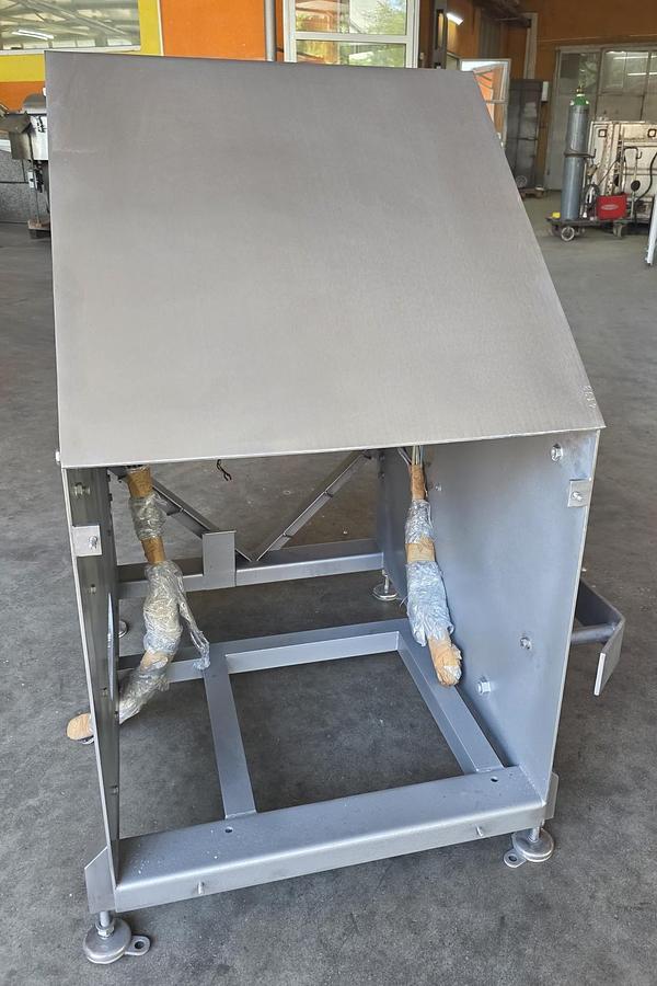 Used MAGURIT 053